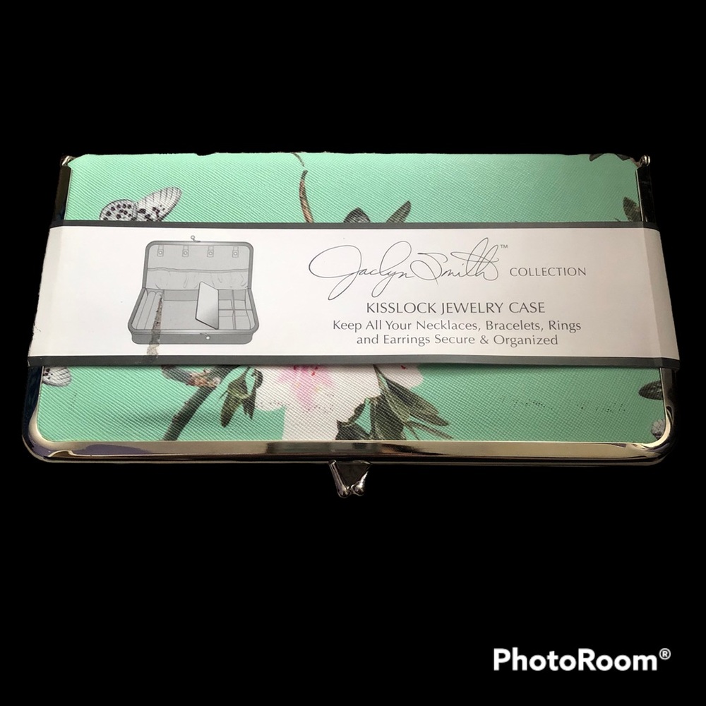 Kisslock jewelry case